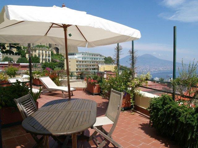 Una Terrazza Sul Golfo Nápoles Habitación foto